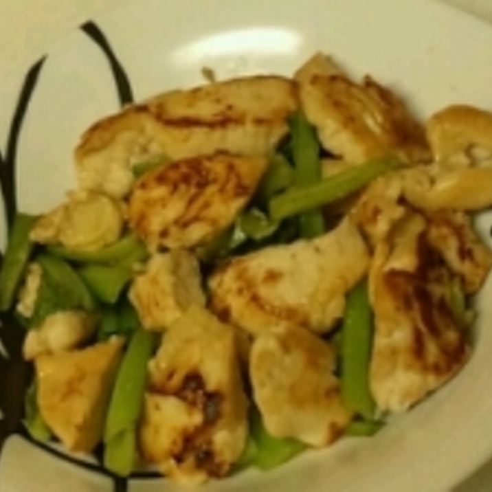 話題の塩麹で!鶏むね肉の小松菜炒め